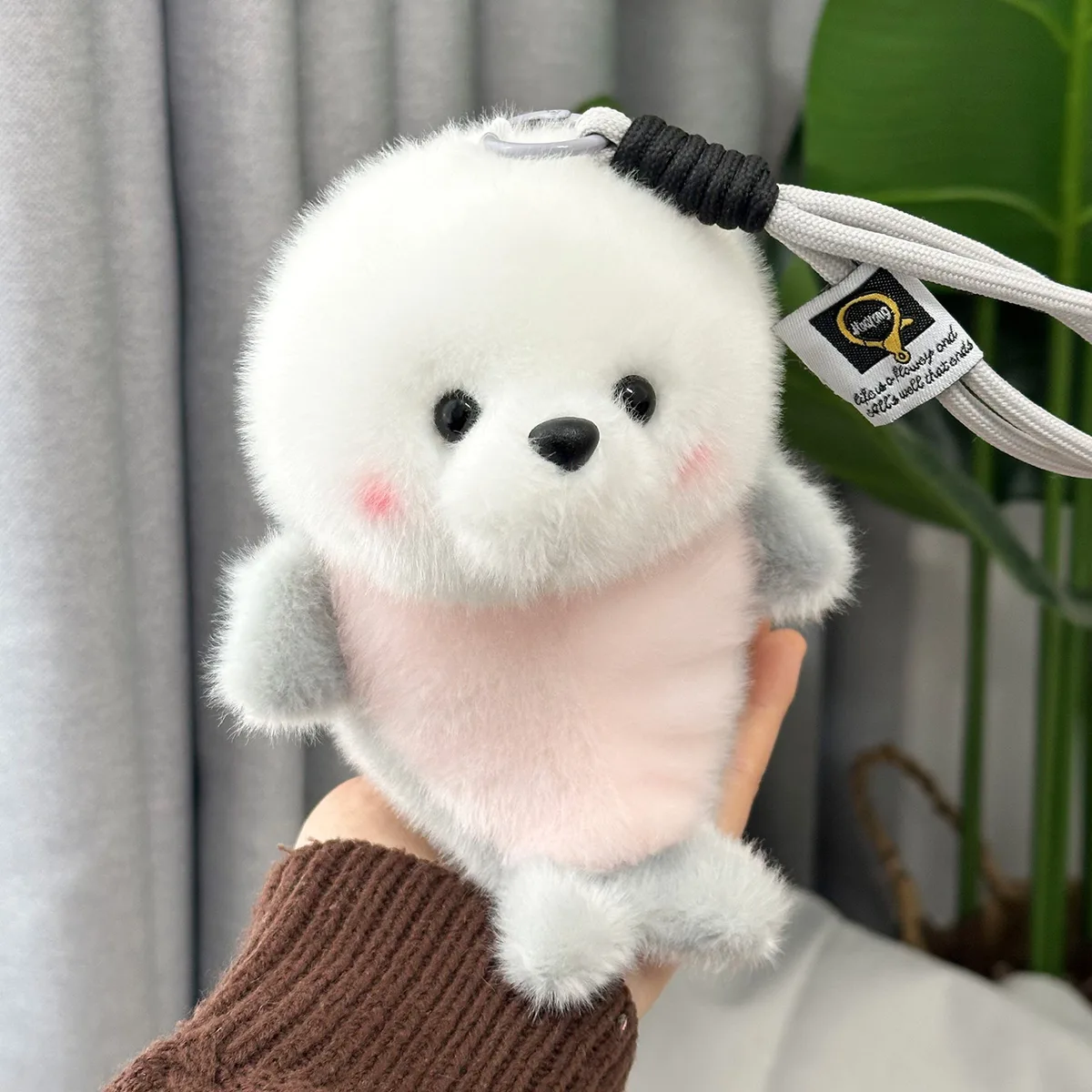 SKU: A15652 · Spotted Seal Desk Companion (12cm · Weighted Pellets + Fresh Scent)